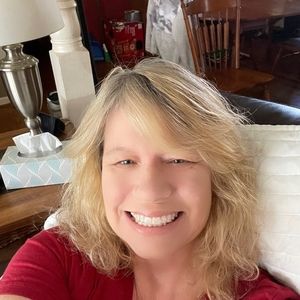 Meet your Posher, Deanna